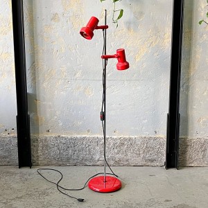 Czerwona lampa podłogowa MIWI z ruchomymi reflektorami, lata 70