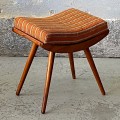 czechoslowacki-tapicerowany-stolek-w-stylu-brussel-design-lata-60-70-005.jpg
