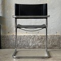 modernistyczne-krzeslo-w-stylu-bauhaus-czarna-ekoskora-design-lata-80-006.jpg