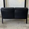 skorzana-czarna-sofa-vintage-skandynawski-design-013.jpg