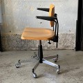 drewniane-biurowe-krzeslo-obrotowe-stoll-giroflex-design-lata-60-003.jpg