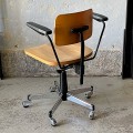 drewniane-biurowe-krzeslo-obrotowe-stoll-giroflex-design-lata-60-004.jpg