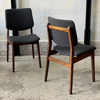 Krzesła z drewna egzotycznego  komplet 2 szt.