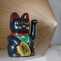 maneki-neko-japonski-kot-szczescia-czarny-011.jpg