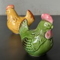 solniczka-pieprzniczka-para-ceramicznych-kurek-vintage-design-004.jpg