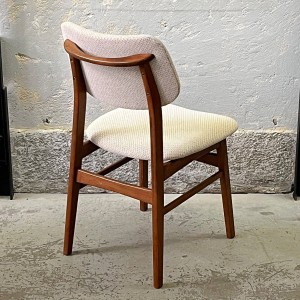  Duńskie krzesło  tapicerowane z lat 70.  