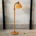 drewniana-lampa-podlogowa-vintage-z-ruchomym-przegubem-lata-70-80-005.jpg