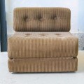 rozkladana-sofa-jednoosobowa-fotel-z lat-70-vintage-003.jpg