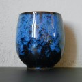 filiżanka-z-kamionki-szkliwionej-rustykalny-styl-design-granatowa-001.jpg