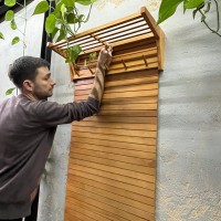 Drewniany wieszak z półką garderoba