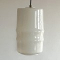 lampa-sufitowa-z-mlecznego-szkla-czechoslowacja-lata-60-70-vintage-design-004.jpg