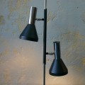 lampa-podlogowa-czarna-dwupunktowa-design-vintage-z lat-70-002.jpg