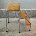 tapicerowany-stolek-z-drabinka-ze-schodkami-chrom-bauhaus-design-lata-70-80-009.jpg