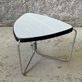 stołek-modernistyczny-kwietnik-vintage-czechoslowacja-design-lata-60-70-003.jpg
