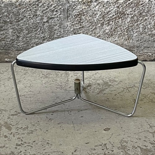 stołek-modernistyczny-kwietnik-vintage-czechoslowacja-design-lata-60-70-004.jpg