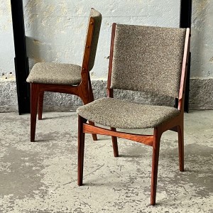 Krzesła z drewna egzotycznego  komplet 2 szt.  