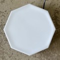 lampa-kinkiet-plafon-vintage-z-mlecznego-szkla-lata-70-80-004.jpg