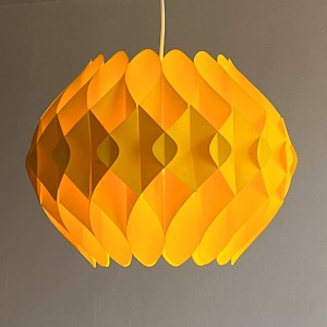 Duża lampa sufitowa z tworzywa LARS SCHIØLER 